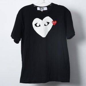 Play by Commes Des Garcons Black T-Shirt White Heart L